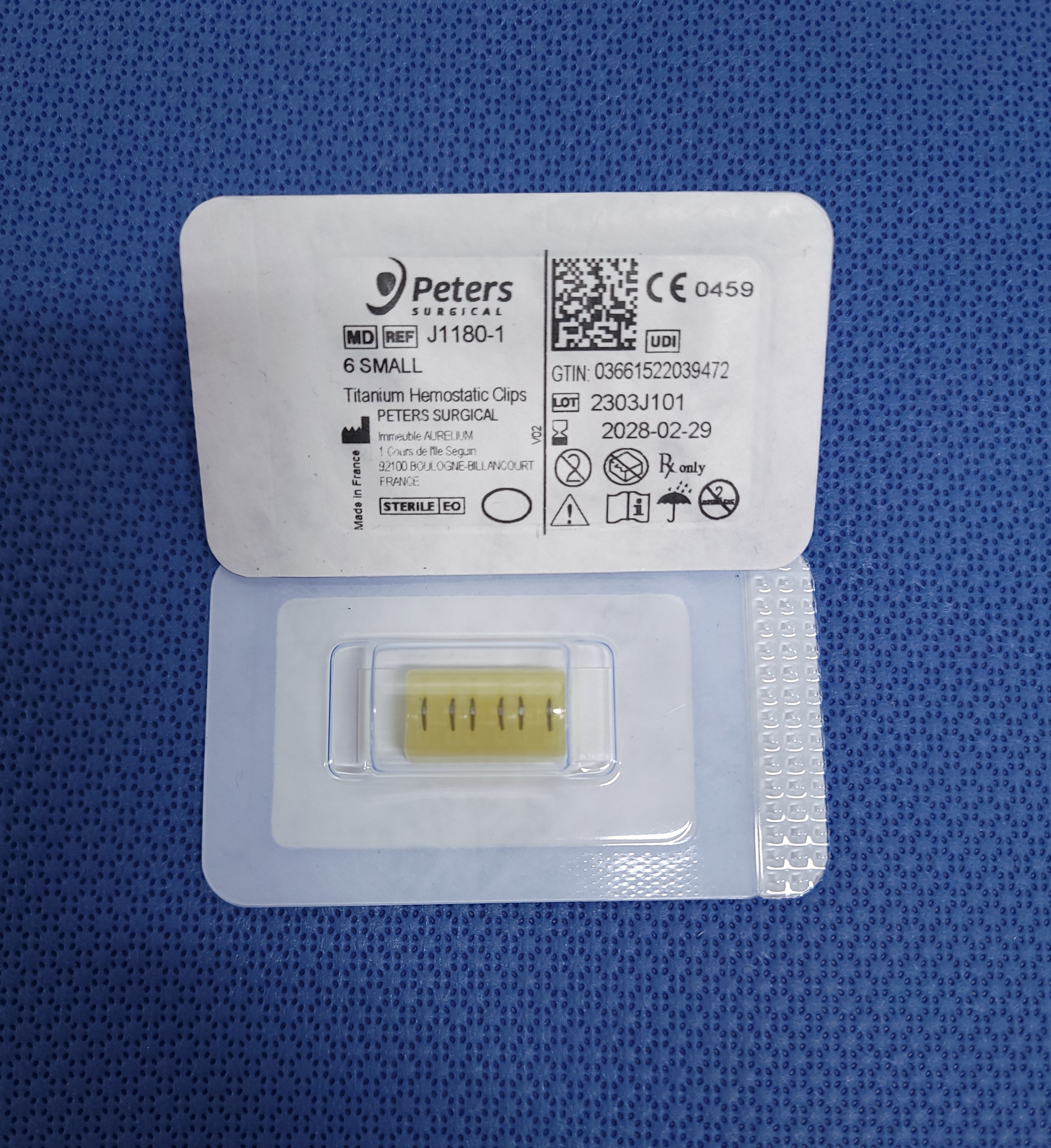 Peters Surgical Titanium Hemostatic Clips Small (J1180-1) Peters Surgical Titanium Hemostatic Clips Small (J1180-1)